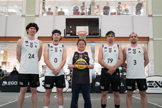 リーグ開幕戦にして史上初のホームラウンド開催✨🏀

開催に向けてご協力いただいた @kounantoti 様をはじめ行政、パートナー企業様、ボランティアスタッフの皆様、ファンの皆様に誠に感謝申し上げます。

結果はセミファイナル敗退。
Bリーグ5人制経験者がほとんどなだけ3x3の経験値を積んでいき高みを目指していきます。

引き続きSSの応援よろしくお願いします。

The opening game of the league season was also a historic first-ever home round! ✨🏀

We would like to express our sincere gratitude to @kounantoti, as well as the local government, partner companies, volunteer staff, and all our fans for their support in making this event possible.

As most of our players come from the B.League 5-on-5 background, we will continue to build our experience in 3x3 and aim even higher.

Thank you for your continued support of Team SS.

#cocoroodoru #ss_3x3